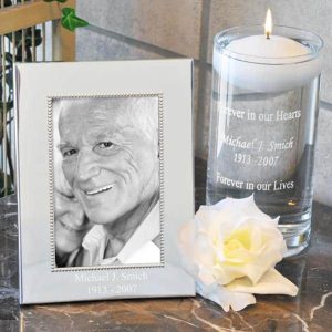 Personalized memorial pricture frame and candle